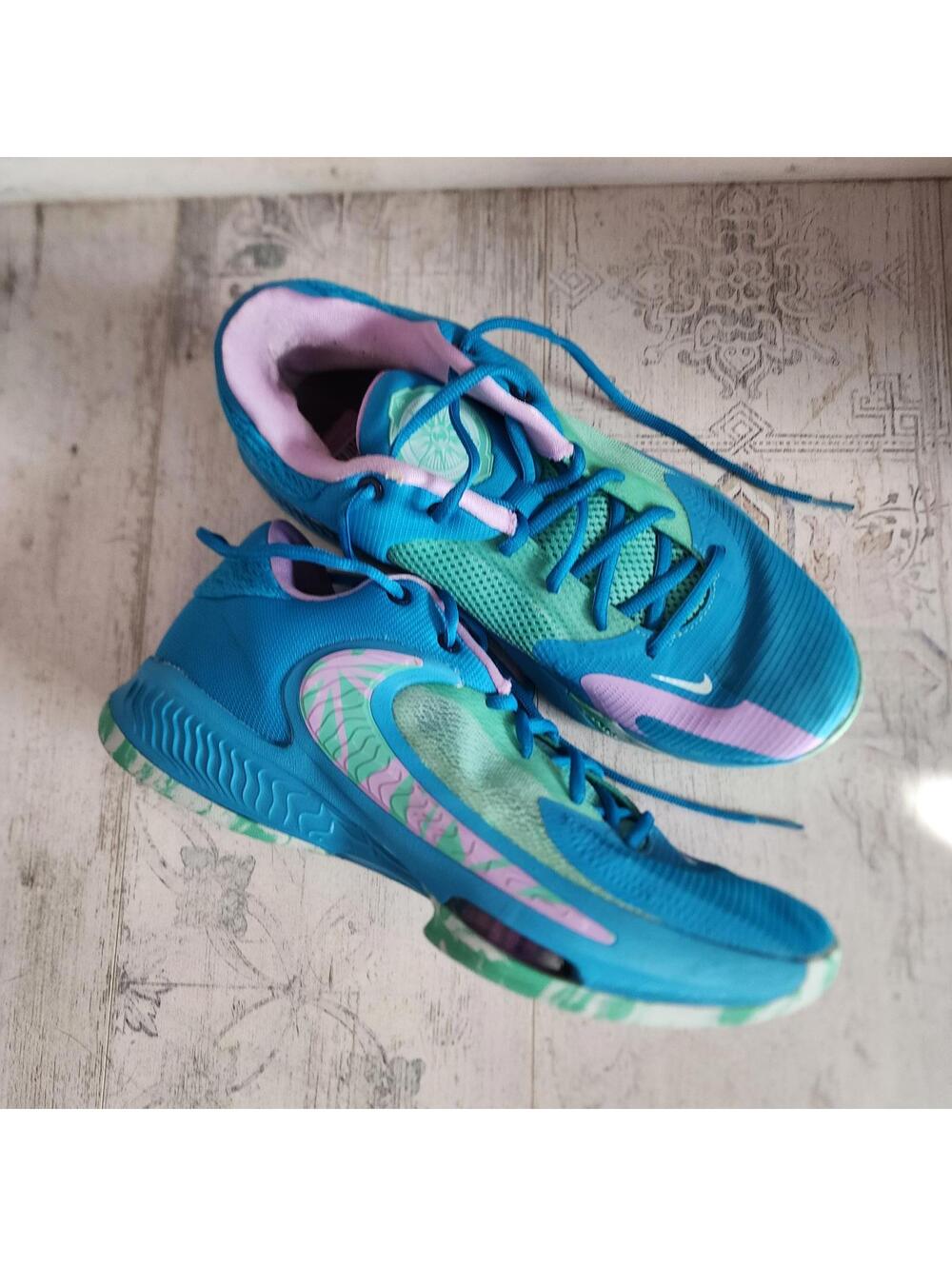 Nike Zoom Freak 4 Laser Blue Purple Basketball Shoes Men's Size 10 EUC